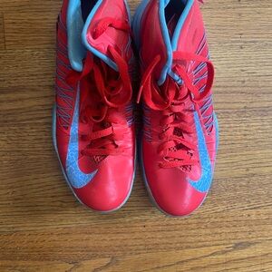 Men’s Nike Basketball shoes BG32 red/ice blue